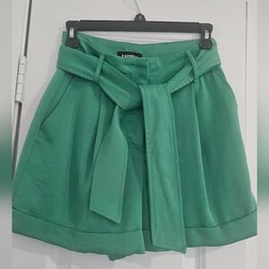 EXPRESS green linen-blend shorts with a buttoned zip-f